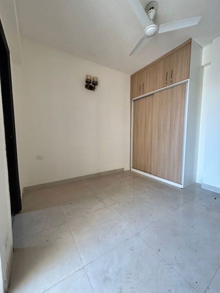 Room, signature-global-park 2 Bedroom 822 Sq.Ft. Builder Floor In Sohna Sector 36 Gurgaon 10327692