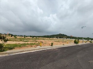  Land For Sale in SR Eco Park, Nadergul