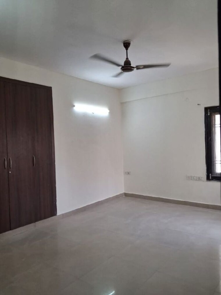 Room, srs-royal-hills 2 Bedroom 1145 Sq.Ft. Apartment In Sector 87 Faridabad 10327722