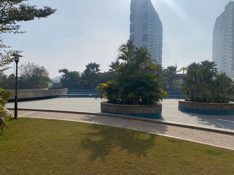 Swimming Pool, omaxe-lake 3 Bedroom 1850 Sq.Ft. Apartment In North Mullanpur Chandigarh 9680642