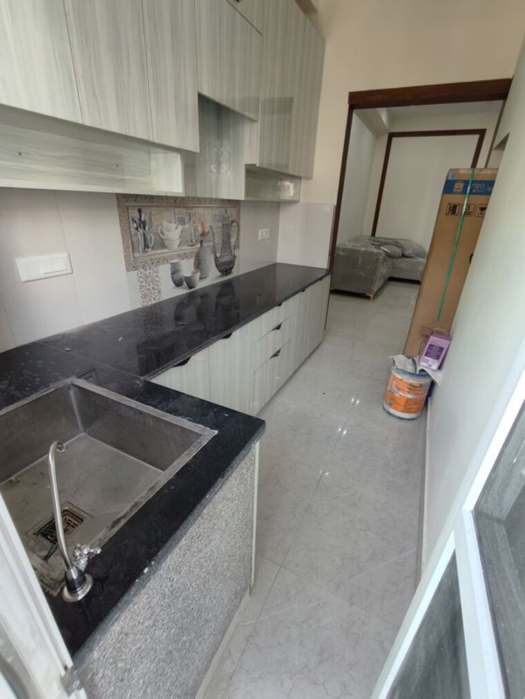 Kitchen, sector 43 2 Bedroom 120 Sq.Yd. Builder Floor In Sector 43 Gurgaon 10327776