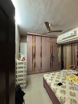 Bedroom in 2 BHK Apartment at Mahaavir Heritage, Kharghar Sector 35g – for Sale