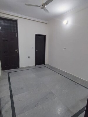 Room in  Builder Floor at Abhas Apartment, Sector 56 – for Rent