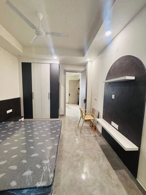 1 BHK Builder Floor For Rent in Sector 15