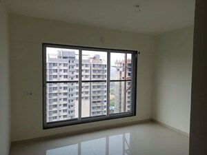 Room in 2 BHK Apartment at VlKrishnapingaksha Peak 25, Vikhroli East – for Rent