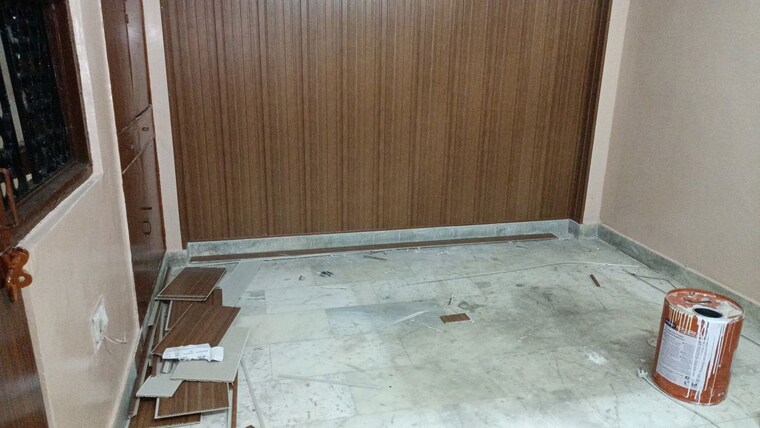 Room, supertech-shopprix-mall-vaishali 1 Bedroom 560 Sq.Ft. Builder Floor In Vaishali Sector 5 Ghaziabad 10325524