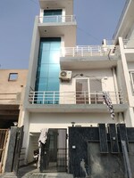 2 BHK + Servant Room,Study Room,Extra Room,Store Room 850 Sq.Ft. Independent House in Gaur Yamuna City 7th Parkview
