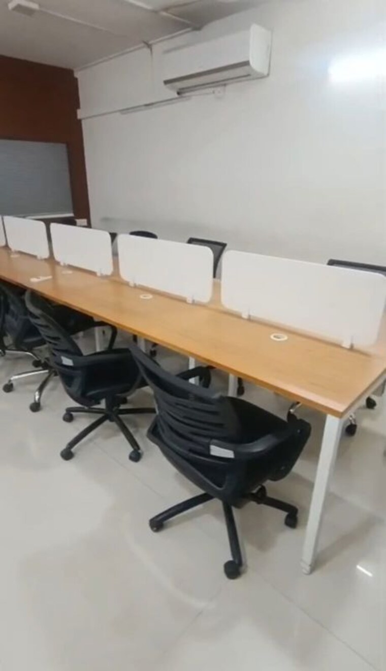 Team Area, iscon-emporio Commercial Office Space 996 Sq.Ft. In Jodhpur Ahmedabad 10327857