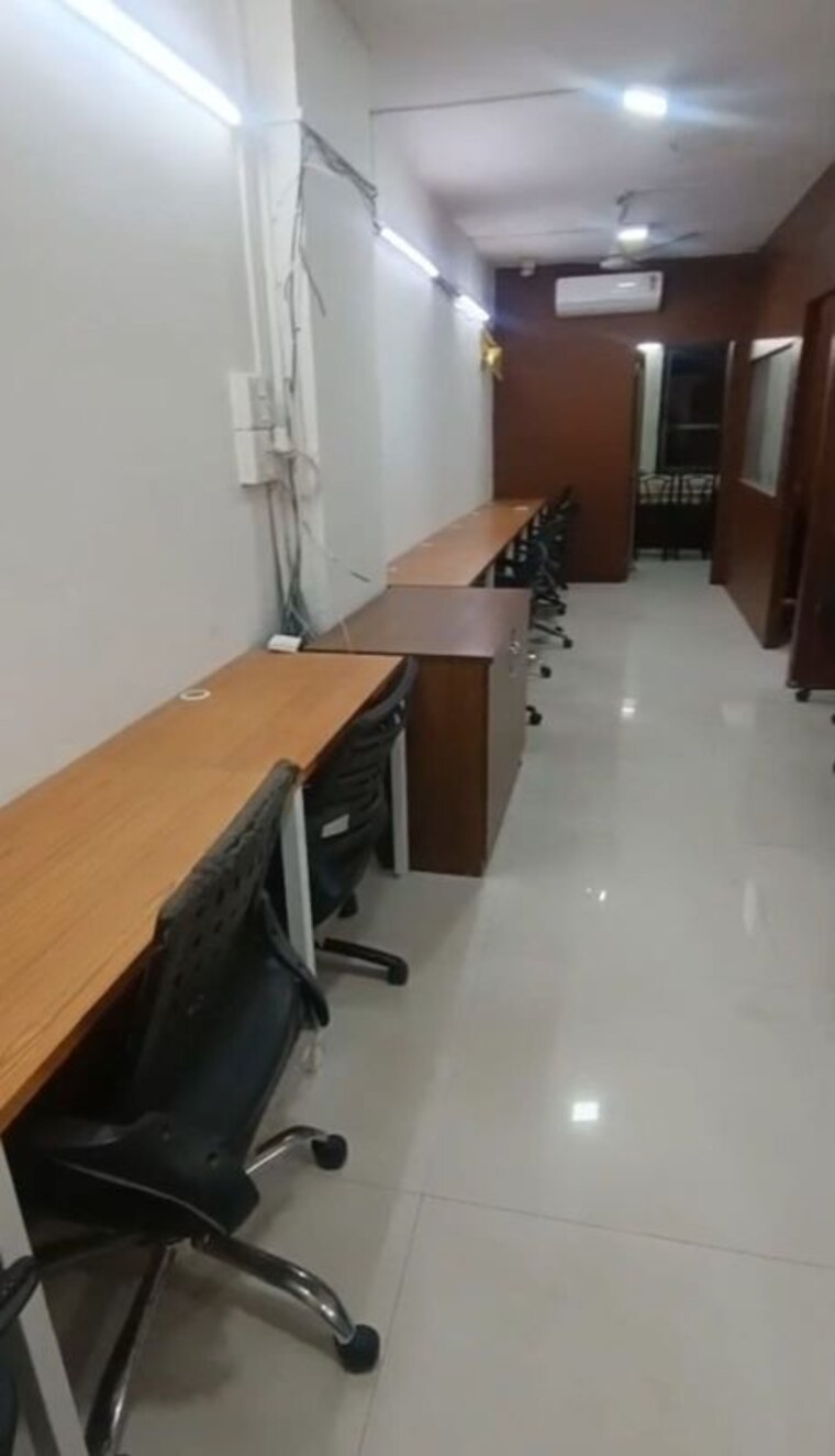 Kitchen, iscon-emporio Commercial Office Space 996 Sq.Ft. In Jodhpur Ahmedabad 10327857