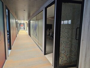 Room in  Office Space at Financial District – for Sale