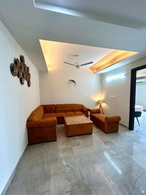 Living Room in 1 BHK Builder Floor at Sector 40 – for Rent