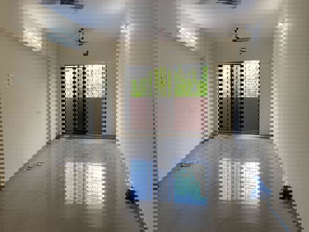 2 BHK 975 Sq.Ft. Apartment in Ameet Tower