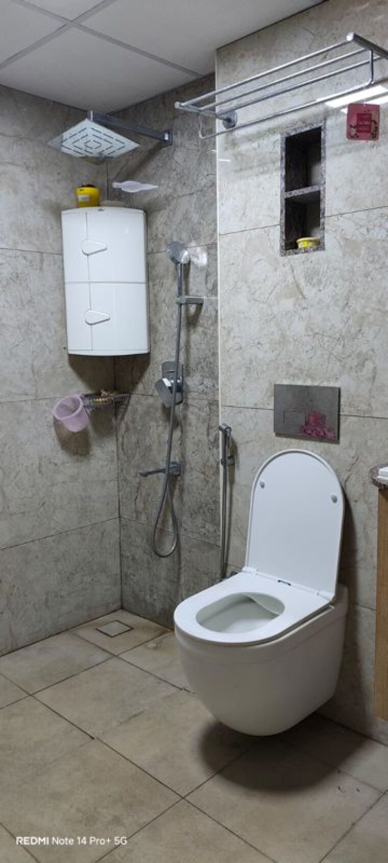 Bathroom, hennur 4 Bedroom 2000 Sq.Ft. Villa In Hennur Bangalore 10327927