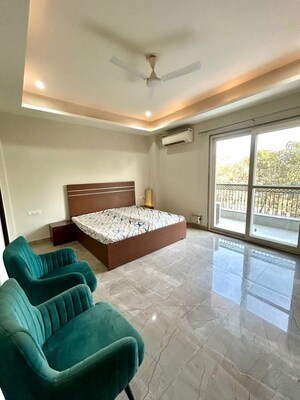 Living Room in 1 BHK Builder Floor at Sector 40 – for Rent
