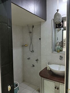1 BHK Apartment For Rent in Himgiri Lokupvan Phase II CHS Ltd