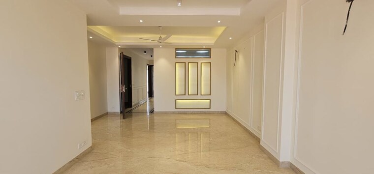 Room, sushant lok i 4 Bedroom 300 Sq.Yd. Builder Floor In Sushant Lok I Gurgaon 10257383