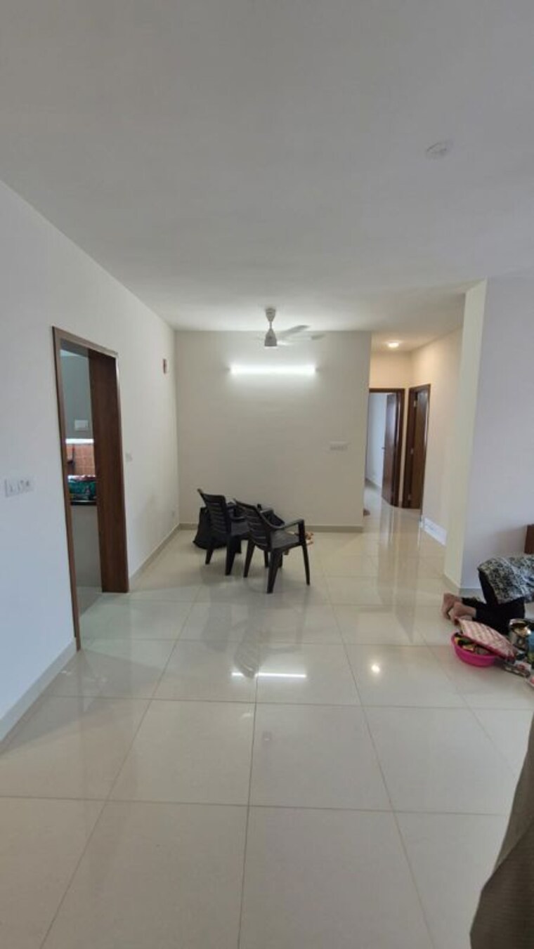 Living Room, prestige-primrose-hills 3 Bedroom 1359 Sq.Ft. Apartment In Banashankari 6th Stage Bangalore 10327999