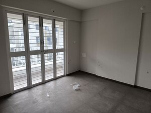 Room in 3 BHK Apartment at Austin Arena, Tathawade – for Sale