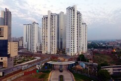4 BHK + Servant Room Apartment For Sale in M3M Merlin