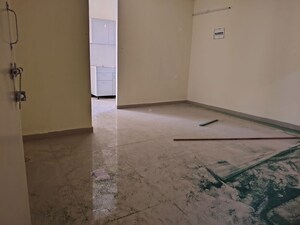 Room in 3 BHK Apartment at Pyramid Altia, Sector 70 – for Rent