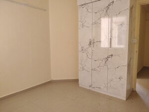 Room in 3 BHK Apartment at Pyramid Altia, Sector 70 – for Rent