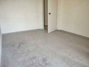 Room in 3 BHK Apartment at Pyramid Altia, Sector 70 – for Rent