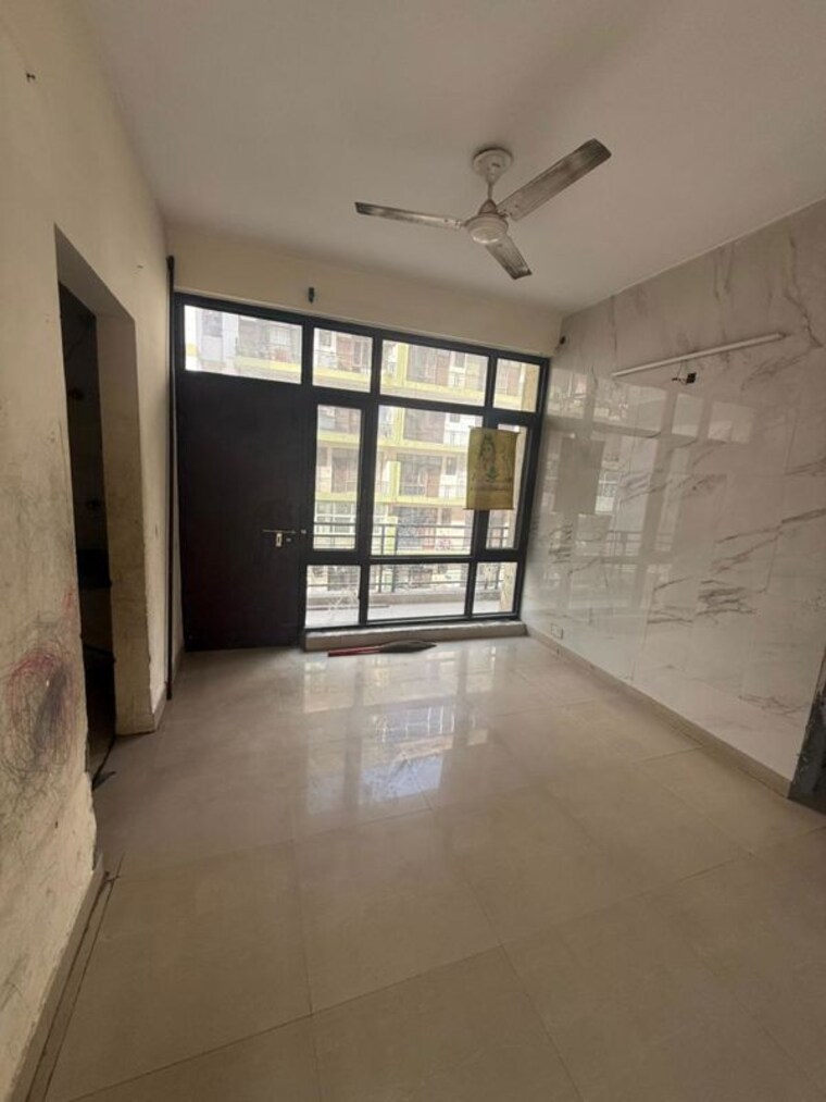 Room, ambala highway 3 Bedroom 1450 Sq.Ft. Apartment In Ambala Highway Zirakpur 10328054