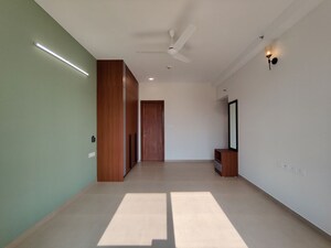 Room in  Apartment at Bhartiya City Nikoo Homes 4, Thanisandra Main Road – for Rent