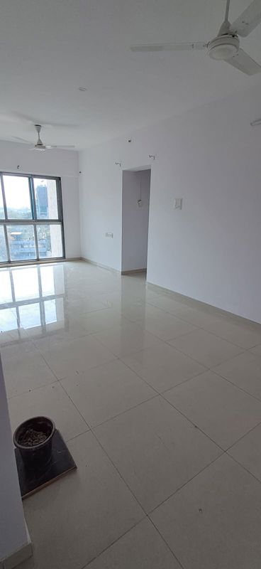2 BHK + Servant Room,Basement 726 Sq.Ft. Apartment in Better Parijat Towers