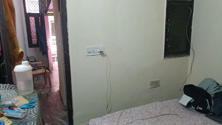 Bedroom, mahagun-metro-mall 1 Bedroom 350 Sq.Ft. Builder Floor In Vaishali Sector 3 Ghaziabad 10328074