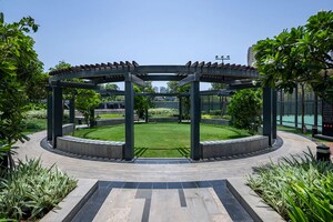 Swimming Pool in 4 BHK Apartment at Bombay Realty Island City Centre II, Dadar East – for Sale