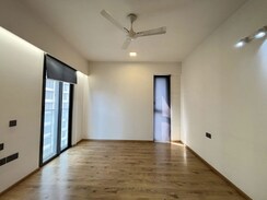 4 BHK + Servant Room,Extra Room Apartment For Rent in Rustomjee Seasons