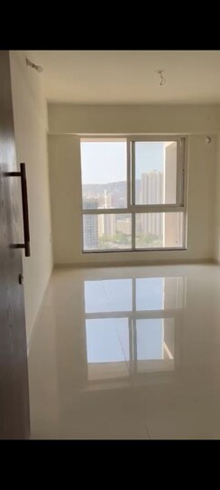 3 BHK + Servant Room Apartment For Sale in Sheth Zuri