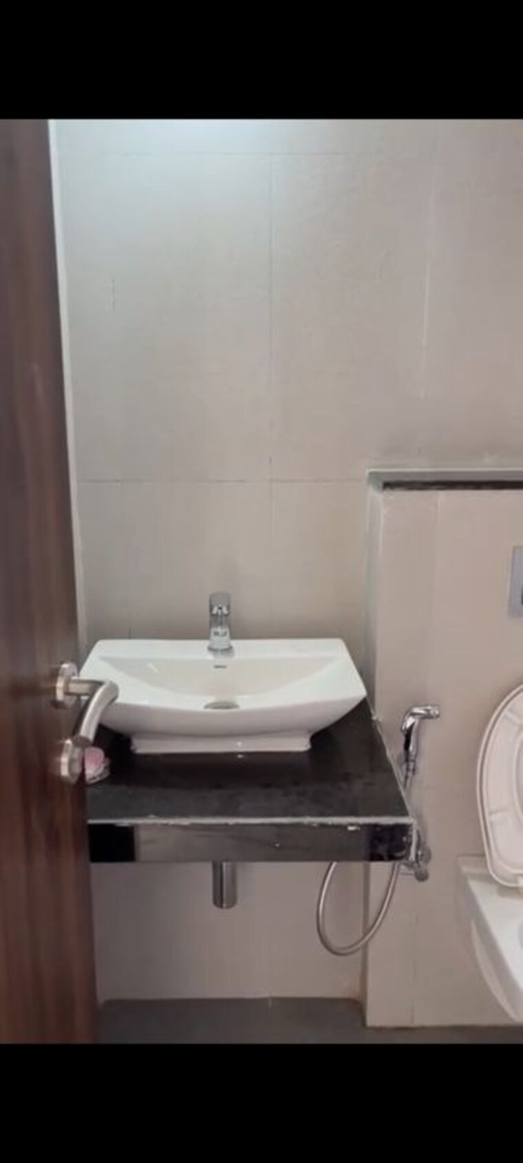 Bathroom, sheth-zuri 3 Bedroom 787 Sq.Ft. Apartment In Laxmi Nagar Thane 10328142