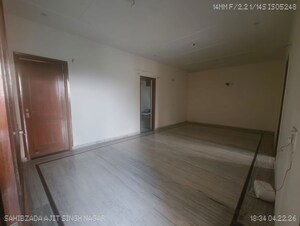 Room in 3 BHK Apartment at Omaxe Lake, North Mullanpur – for Rent