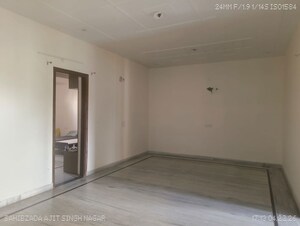 Room in 3 BHK Apartment at Omaxe Lake, North Mullanpur – for Rent