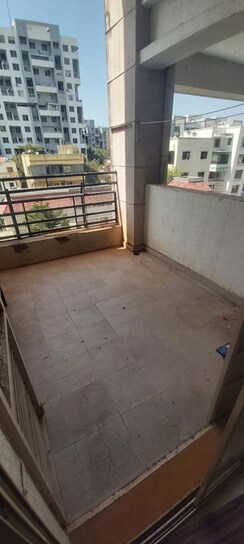 2 BHK Apartment For Rent in Kunal Icon