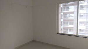 Room in 2 BHK Apartment at Ganesham Phase I, Pimple Saudagar – for Rent