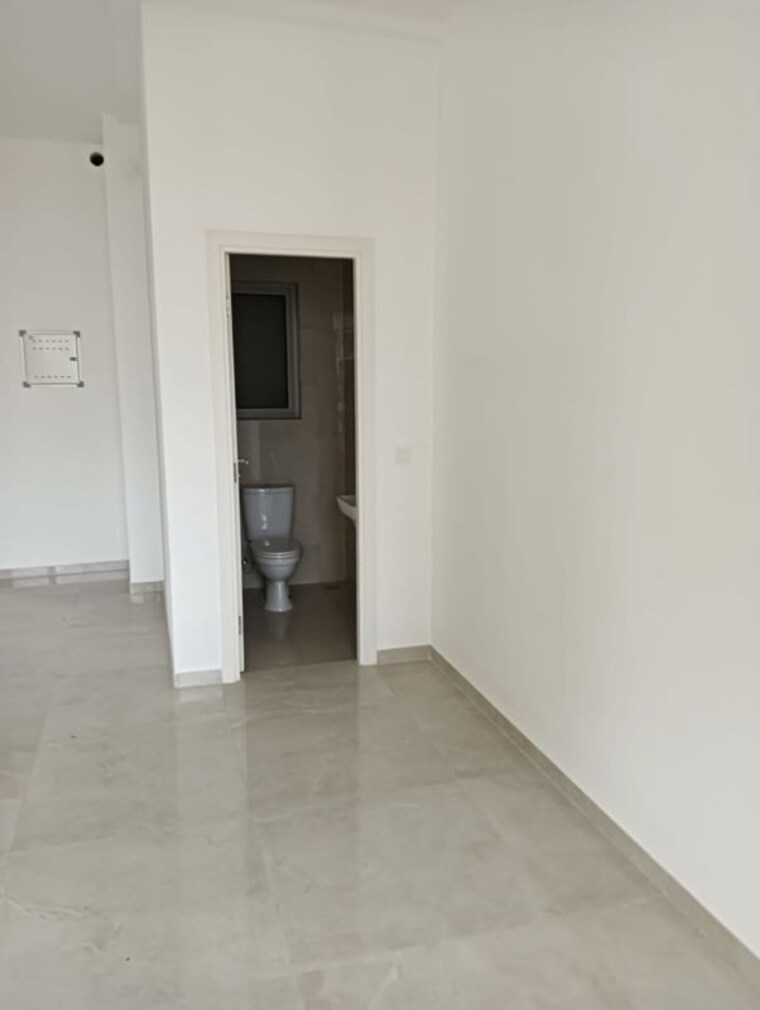Room, hiranandani-iris Commercial Office Space 300 Sq.Ft. In Manpada Thane 10328193