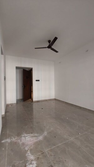 Room in 2 BHK Apartment at Gulmohar Parkview, Kharadi – for Sale