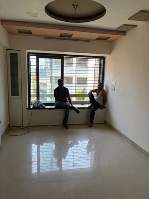 Living Room in 2 BHK Apartment at Deepali CHS Andheri, Andheri West – for Rent