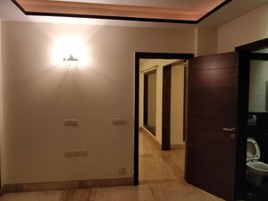 Room in 1 BHK Builder Floor at Sector 12 – for Sale