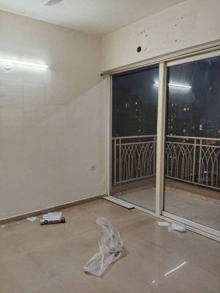 Room, mahagun-my-woods 2.5 Bedroom 1290 Sq.Ft. Apartment In Sector 16c Greater Noida Greater Noida 10328217