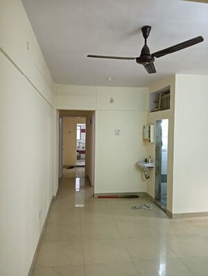 2 BHK Apartment For Rent in Himgiri Lokupvan Phase II CHS Ltd, Vasant Vihar