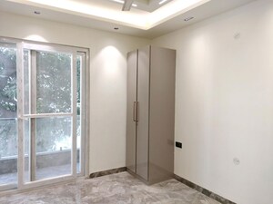 Building Lobby in 3 BHK Apartment at Dwarka – for Rent