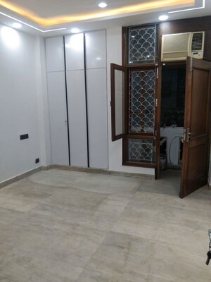Bedroom in 2 BHK Builder Floor at Chittaranjan Park – for Rent