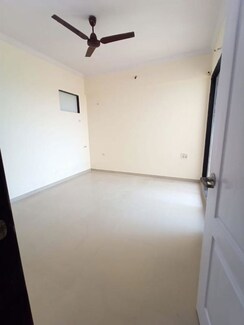 1 BHK + Store Room Apartment For Rent in Spaghetti Complex