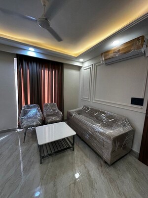 Living Room in 1 BHK Builder Floor at Sector 52 – for Rent