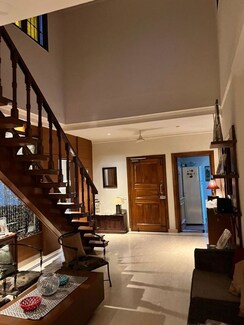 4 BHK + Pooja Room,Study Room,Store Room Builder Floor For Rent in Defence Colony