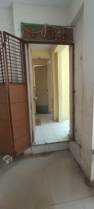 1 RK Apartment – Entrance View at Fam CHS, Kopar Khairane - for Rent